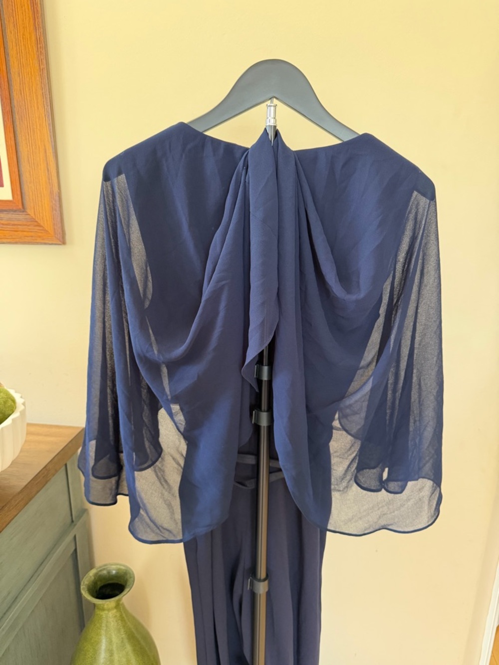 Lauren Ralph Lauren Navy Cape Sleeve Jumpsuit Size 10 NWT Elegant - Picture 10 of 14